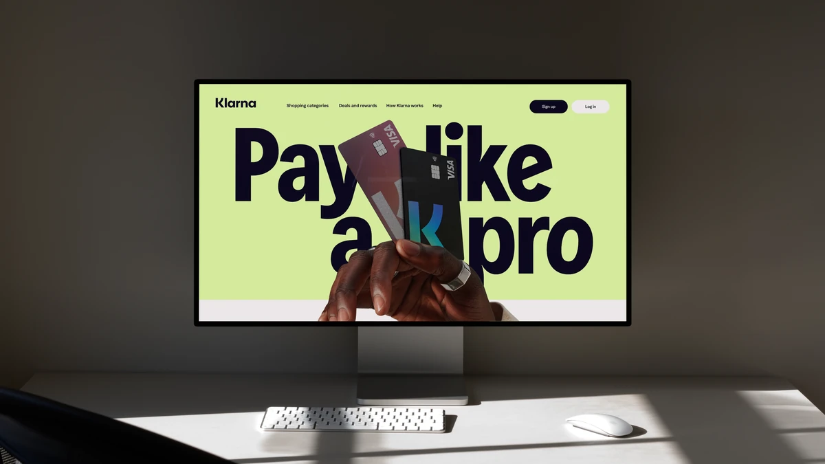 Klarna screen ad: 'Pay like a pro'
