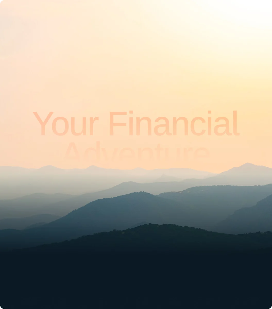 Kop 'Your Financial' van New Horizon Bank boven een mistig landschap