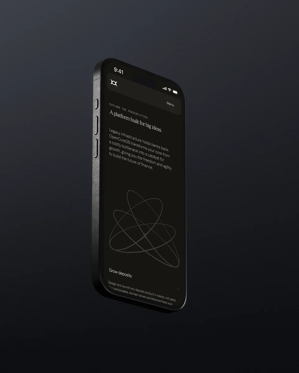 Telefoon op zwart met een OpenCoreOS-scherm
