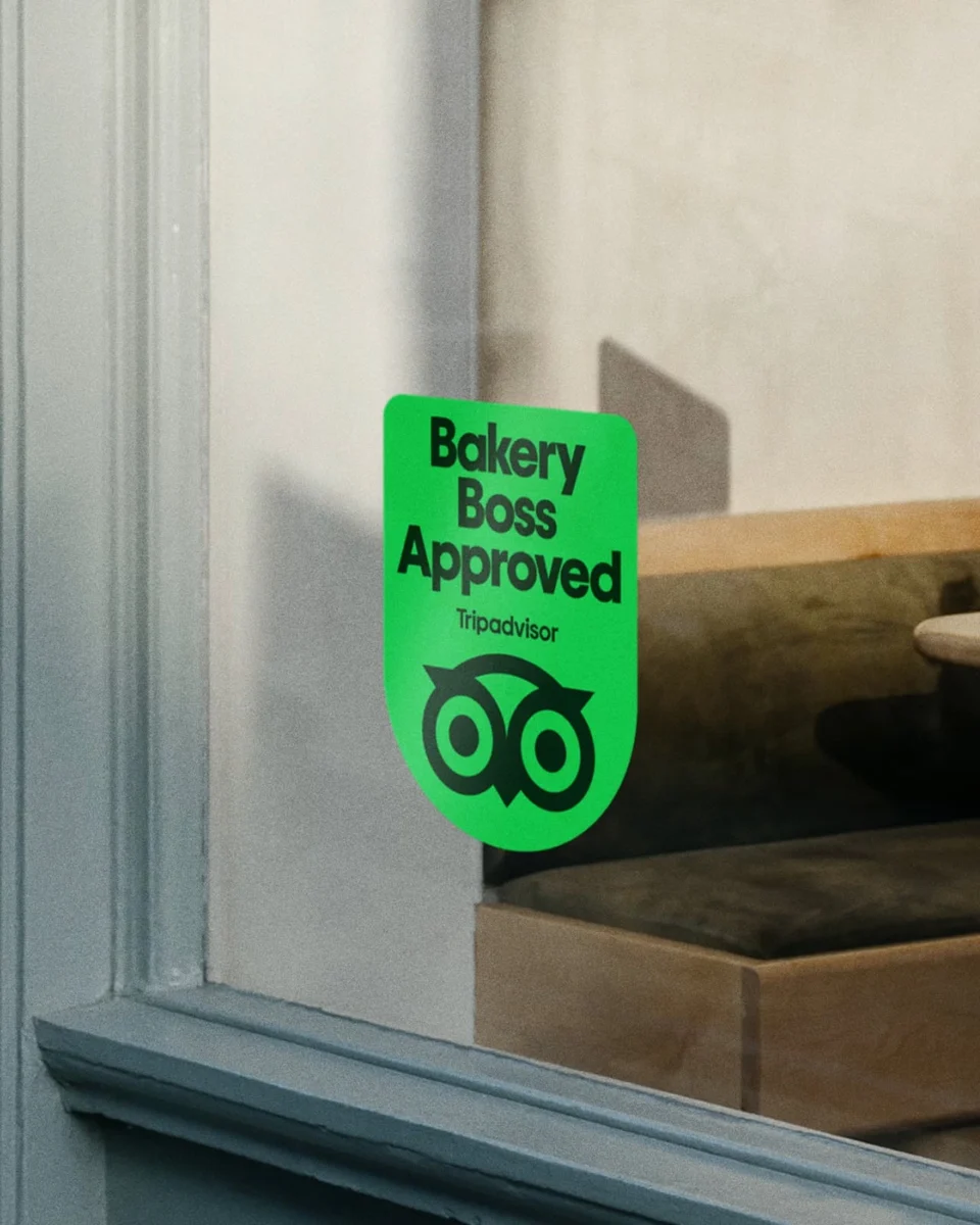 Tripadvisor 'Travelers' Choice' sticker on a shop window