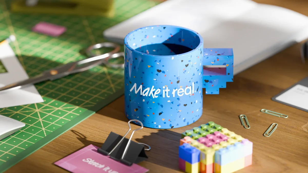 Vizcom "Make it real" mug and desk objects